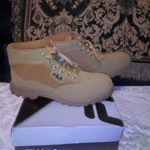 FILA GOLD SIZE 12 BOOTS